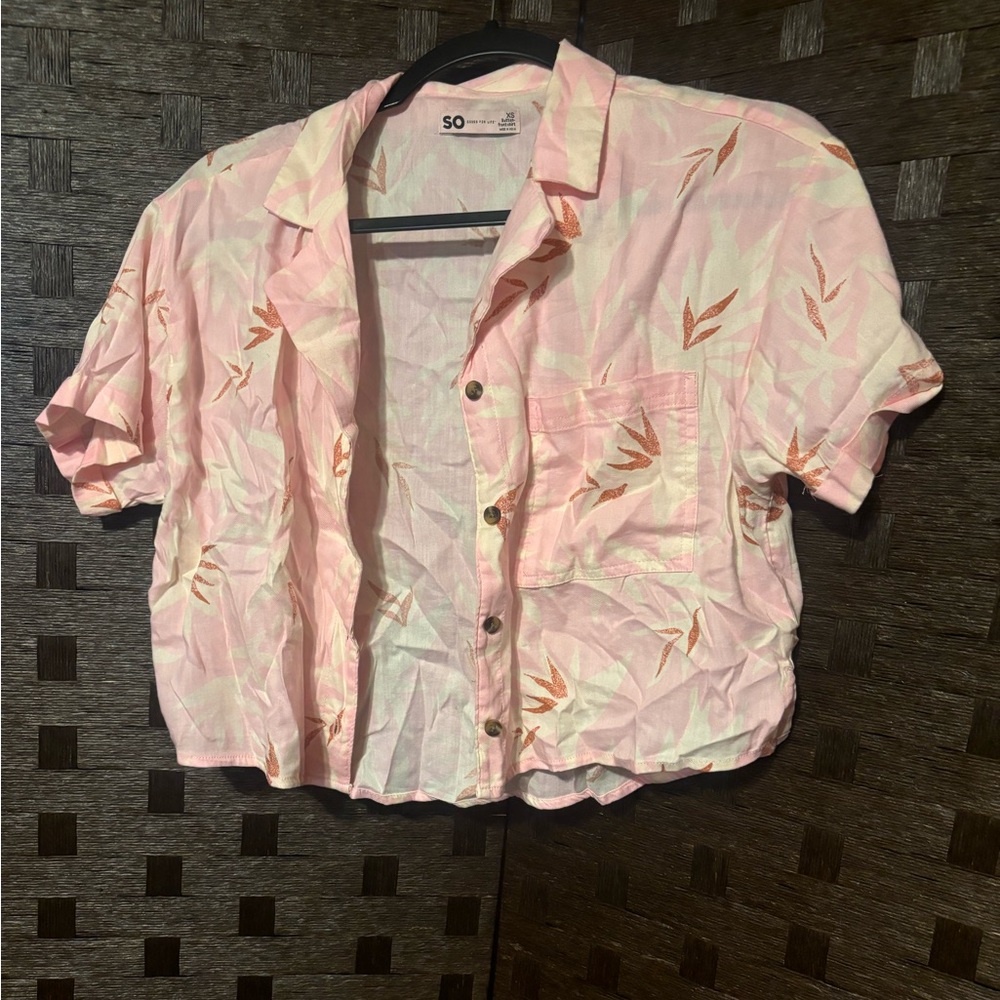 SO cropped pink Hawaiian shirt